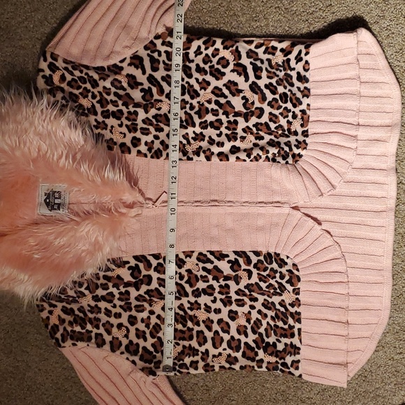 Like new! Vintage Storybook Knits wild chic faux fur sweater - Picture 5 of 6